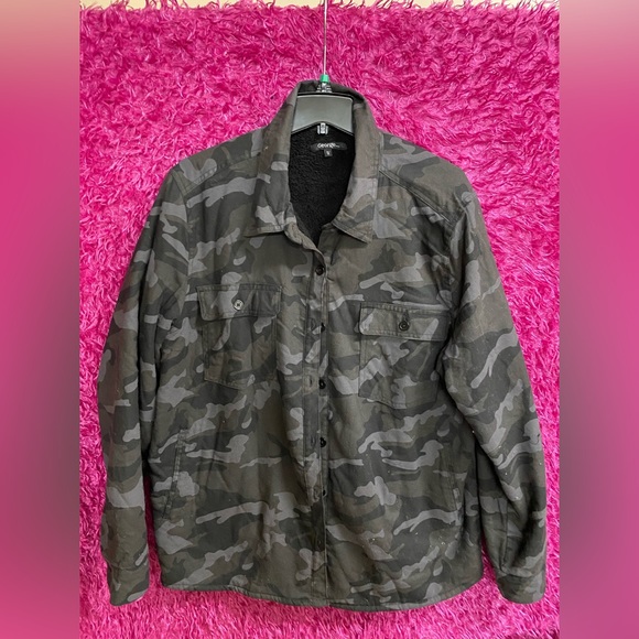 George XL Shacket camouflage perfect for fall or winter - Picture 1 of 3